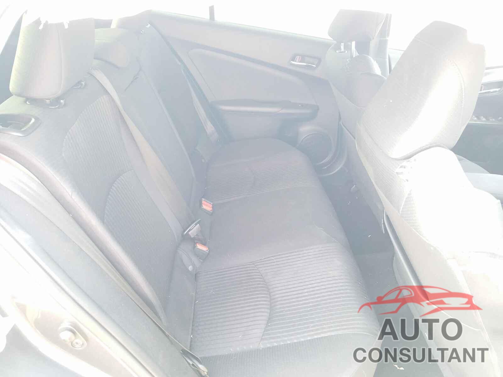 TOYOTA PRIUS 2016 - JTDKBRFUXG3015227