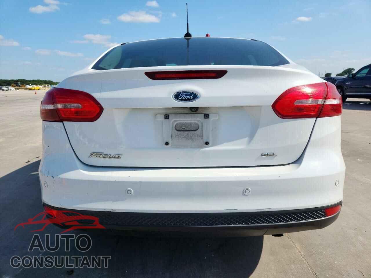 FORD FOCUS 2017 - 1FADP3H20HL283777