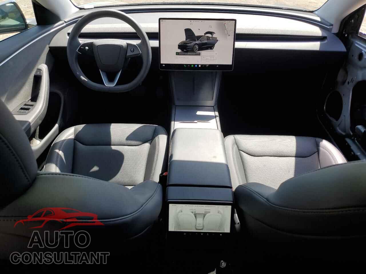 TESLA MODEL 3 2025 - 5YJ3E1EA5SF876184