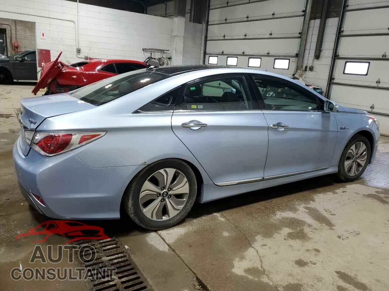 HYUNDAI SONATA 2013 - KMHEC4A48DA050274