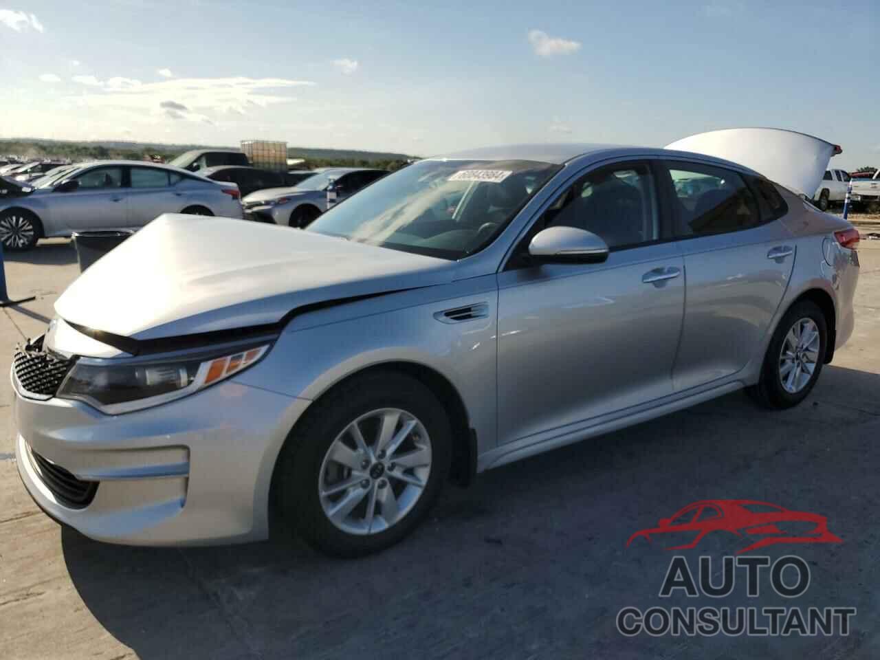 KIA OPTIMA 2018 - 5XXGT4L32JG181301