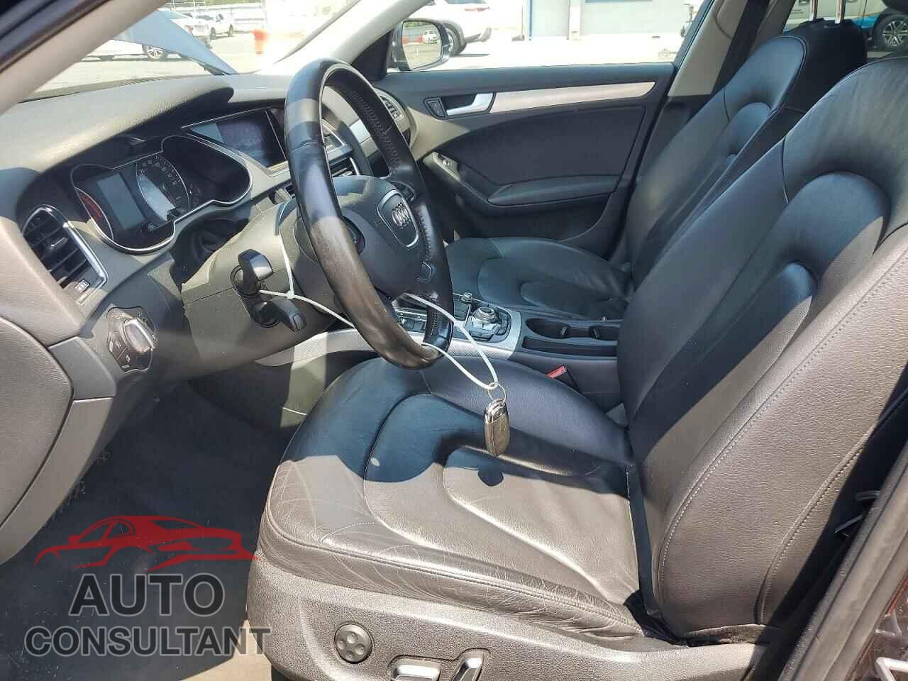 AUDI A4 2013 - WAUFFAFL0DN006659