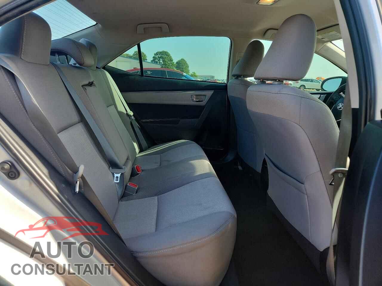 TOYOTA COROLLA 2015 - 5YFBURHE9FP291209