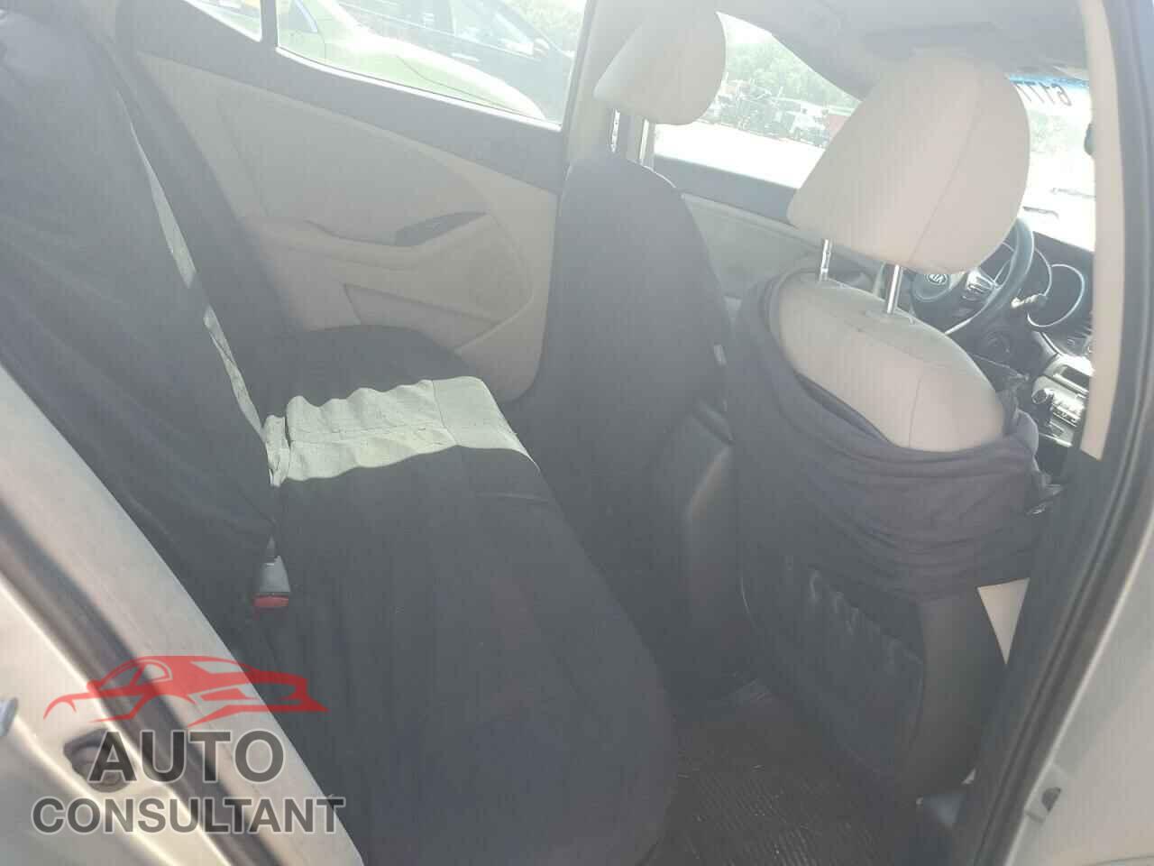 KIA OPTIMA 2015 - 5XXGM4A71FG453489