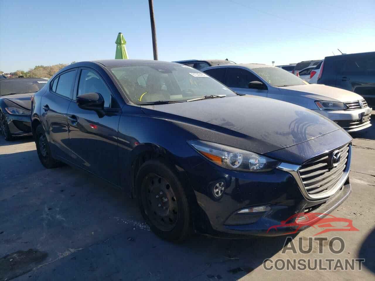 MAZDA 3 2018 - 3MZBN1U77JM230895