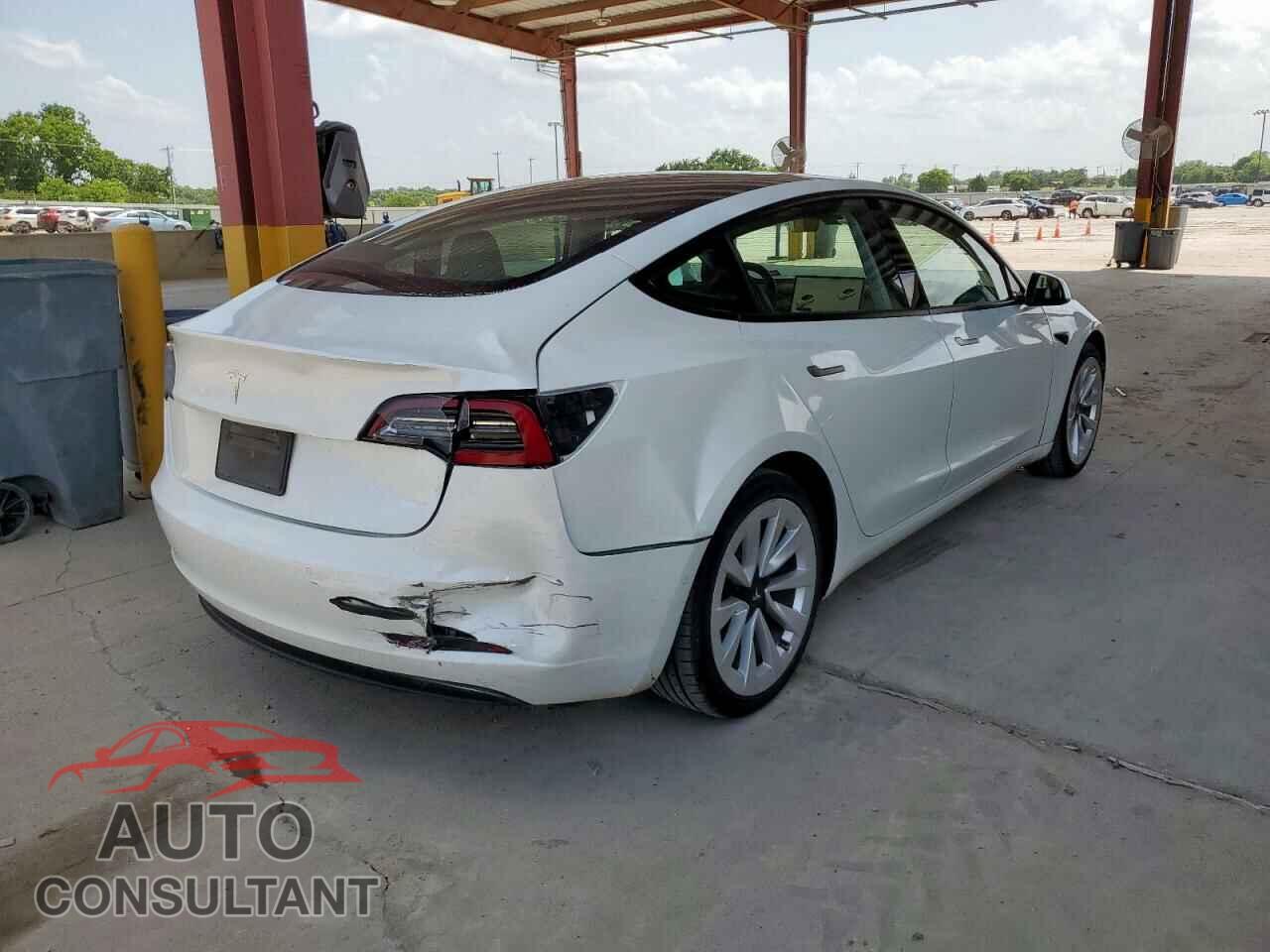 TESLA MODEL 3 2022 - 5YJ3E1EA7NF285505