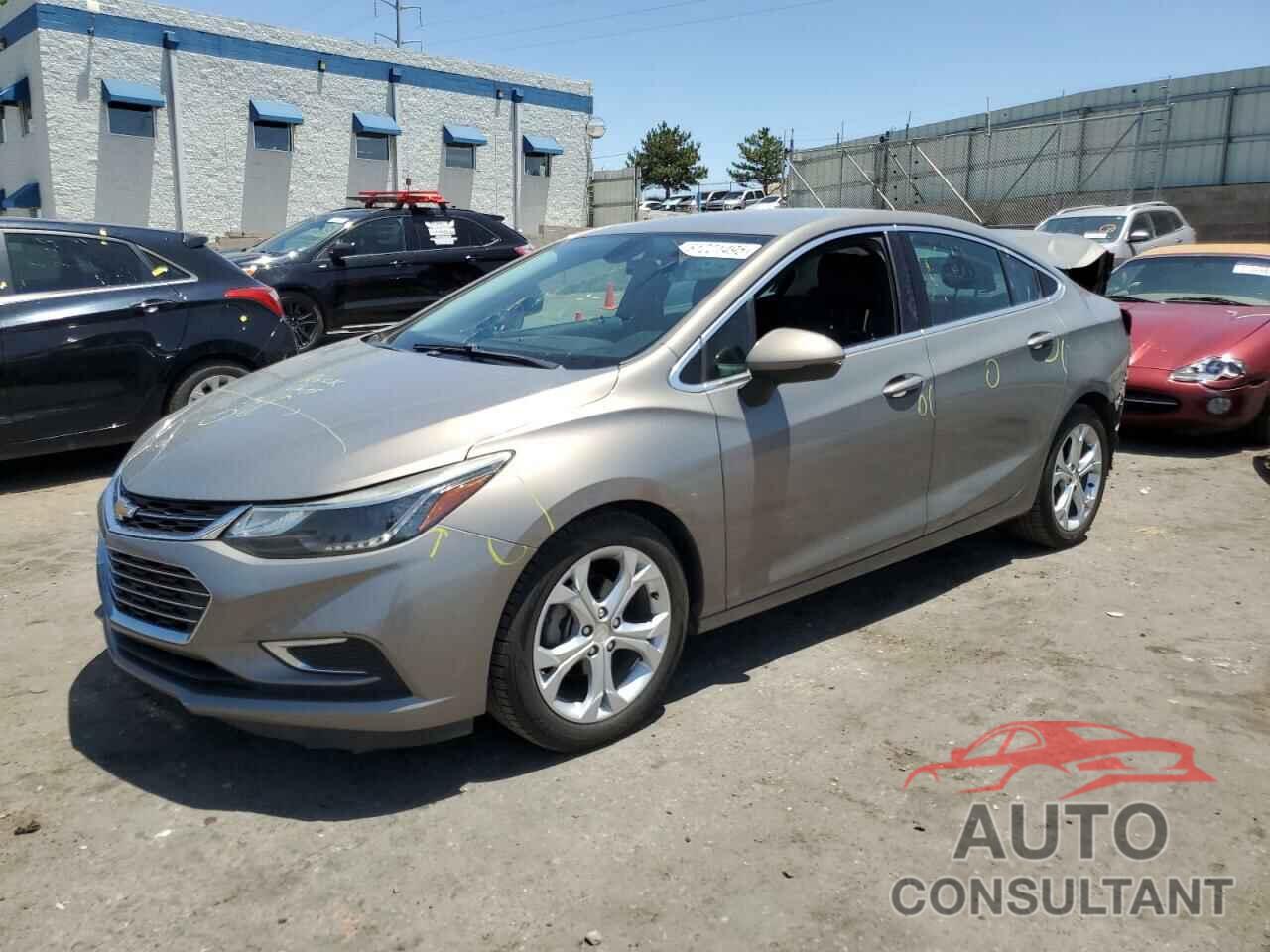 CHEVROLET CRUZE 2018 - 1G1BF5SM7J7144019