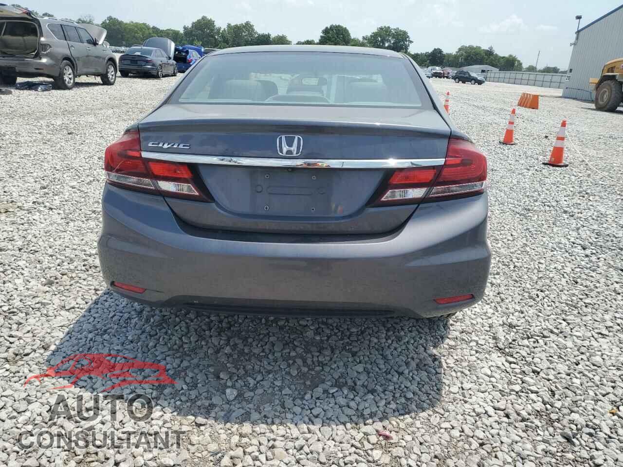 HONDA CIVIC 2015 - 2HGFB2F93FH552815