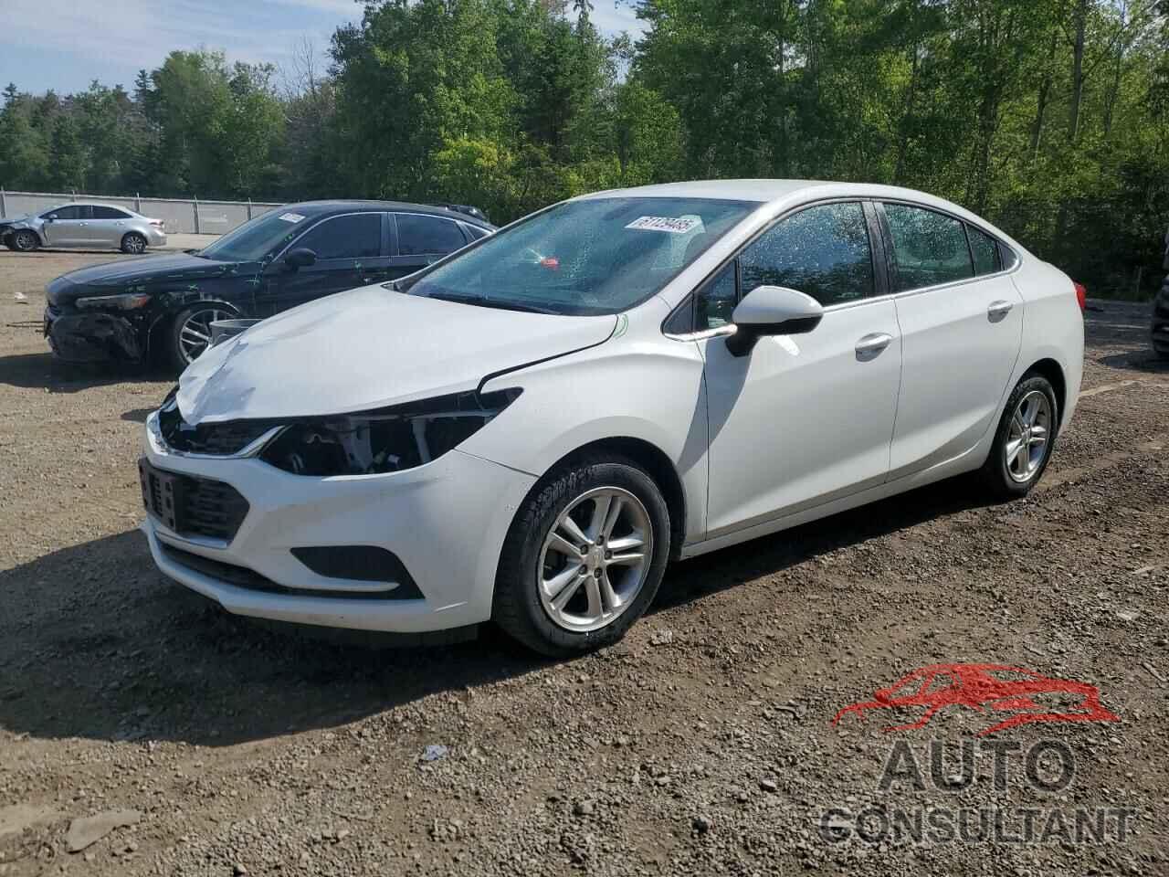 CHEVROLET CRUZE 2018 - 1G1BE5SM0J7194554