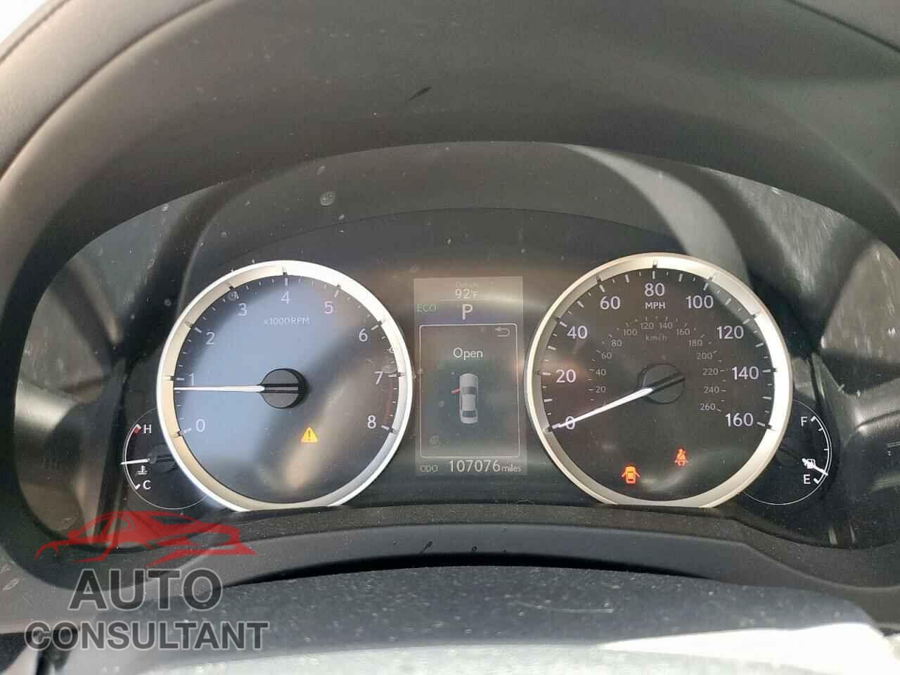 LEXUS IS 2015 - JTHCF1D28F5022304