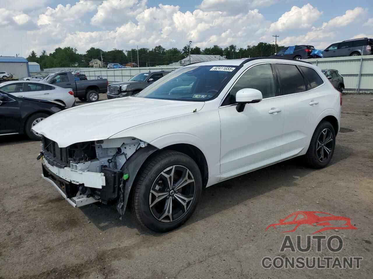 VOLVO XC60 B5 MO 2022 - YV4L12RK2N1047149