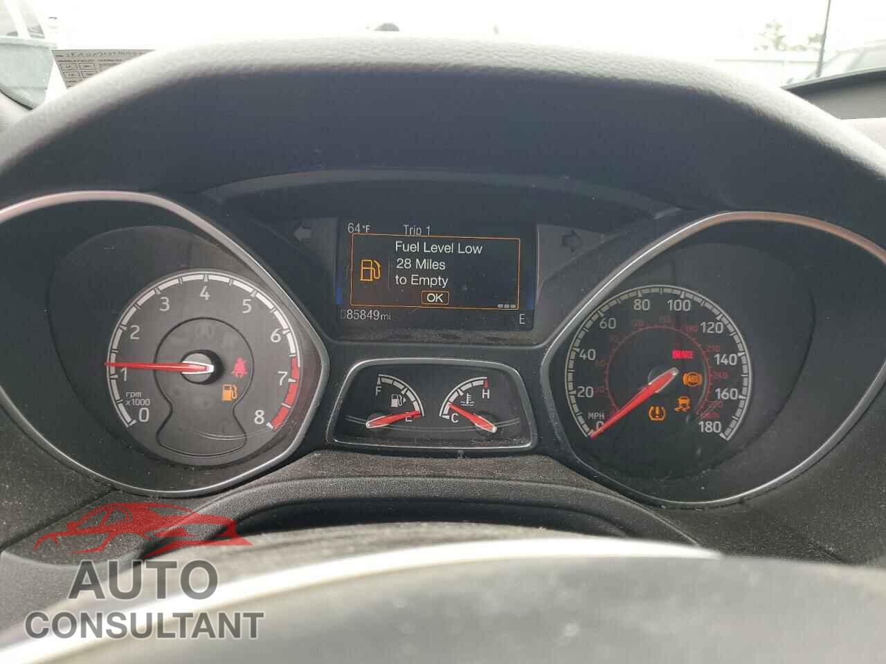FORD FOCUS 2017 - 1FADP3L95HL234210