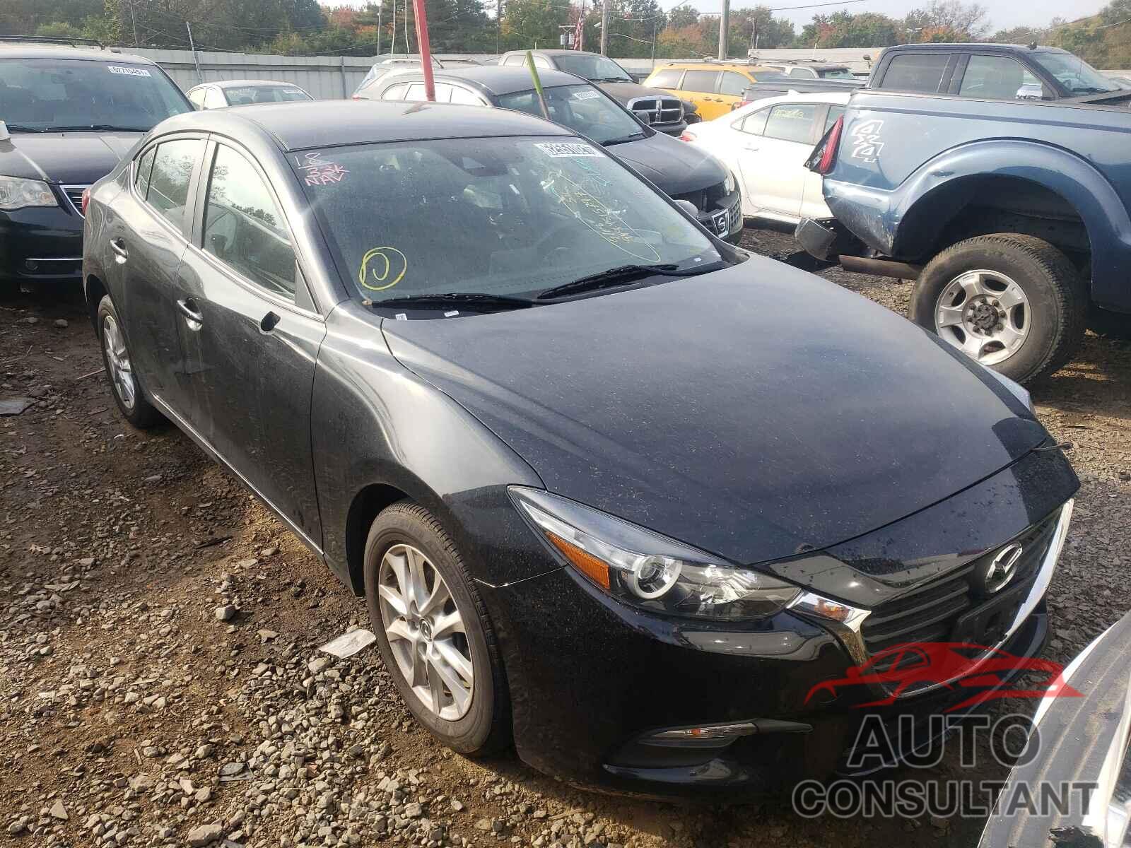 MAZDA 3 2018 - 3MZBN1U71JM232593