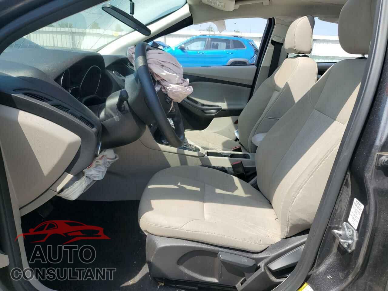 FORD FOCUS 2016 - 1FADP3F22GL214011