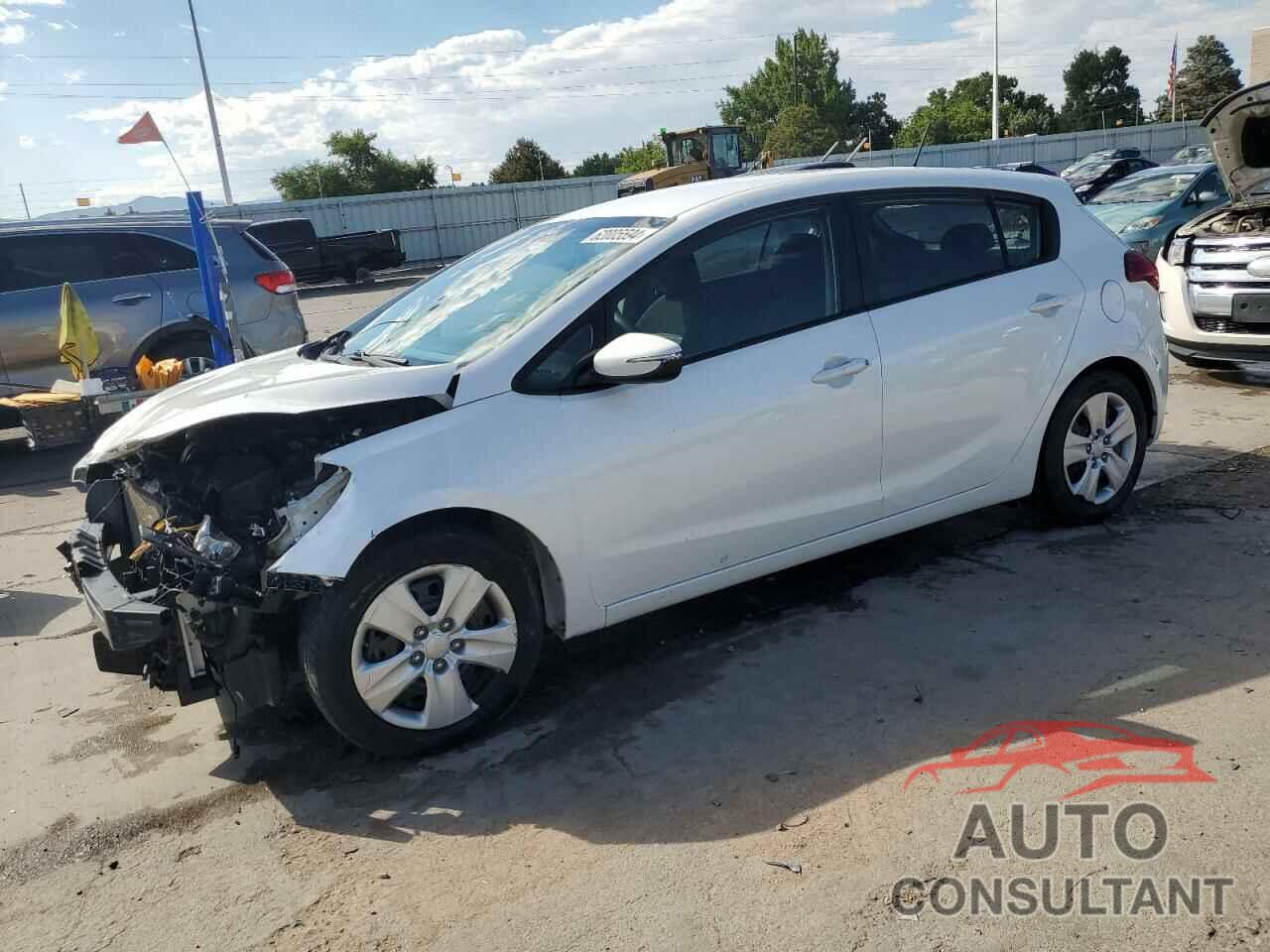 KIA FORTE 2016 - KNAFK5A85G5546552