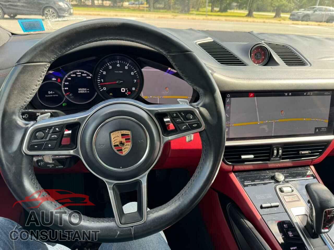 PORSCHE CAYENNE 2019 - WP1AA2AY4KDA17556