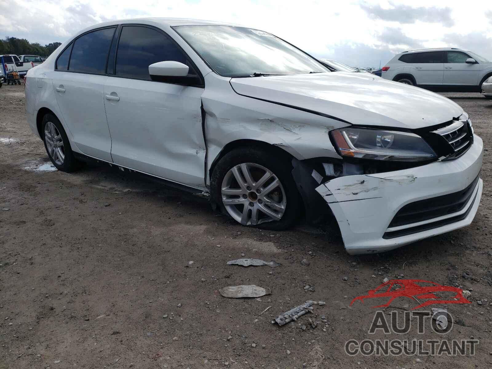 VOLKSWAGEN JETTA 2018 - 3VW2B7AJXJM244673
