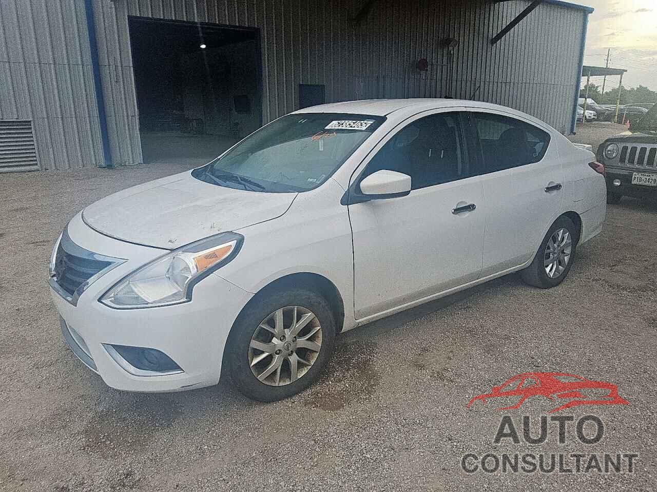 NISSAN VERSA 2018 - 3N1CN7AP7JL865736