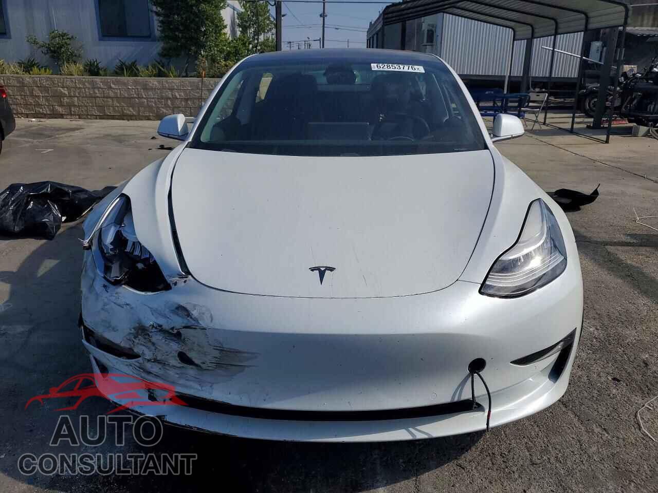 TESLA MODEL 3 2019 - 5YJ3E1EA3KF427375