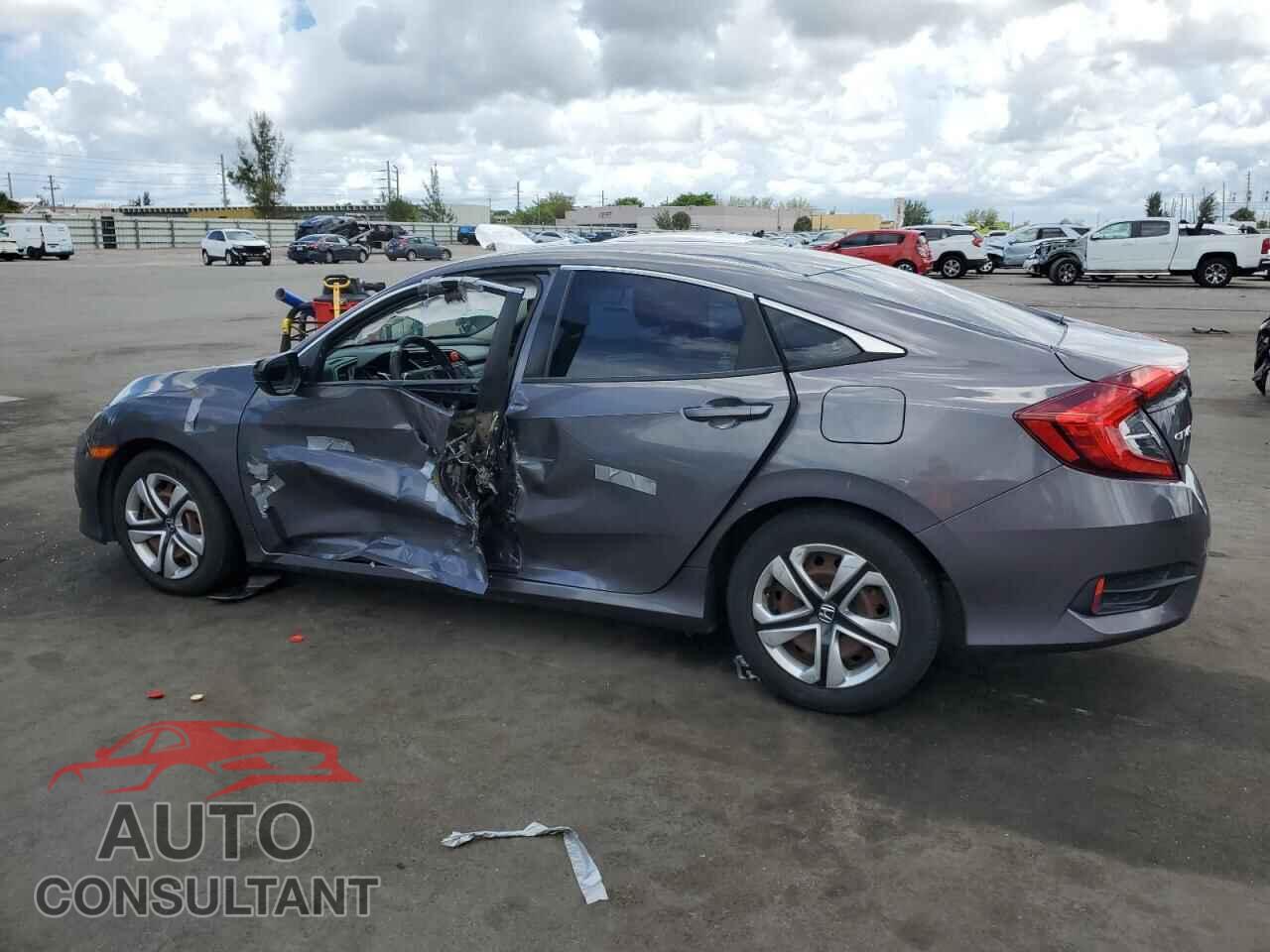 HONDA CIVIC 2018 - 2HGFC2F51JH584889