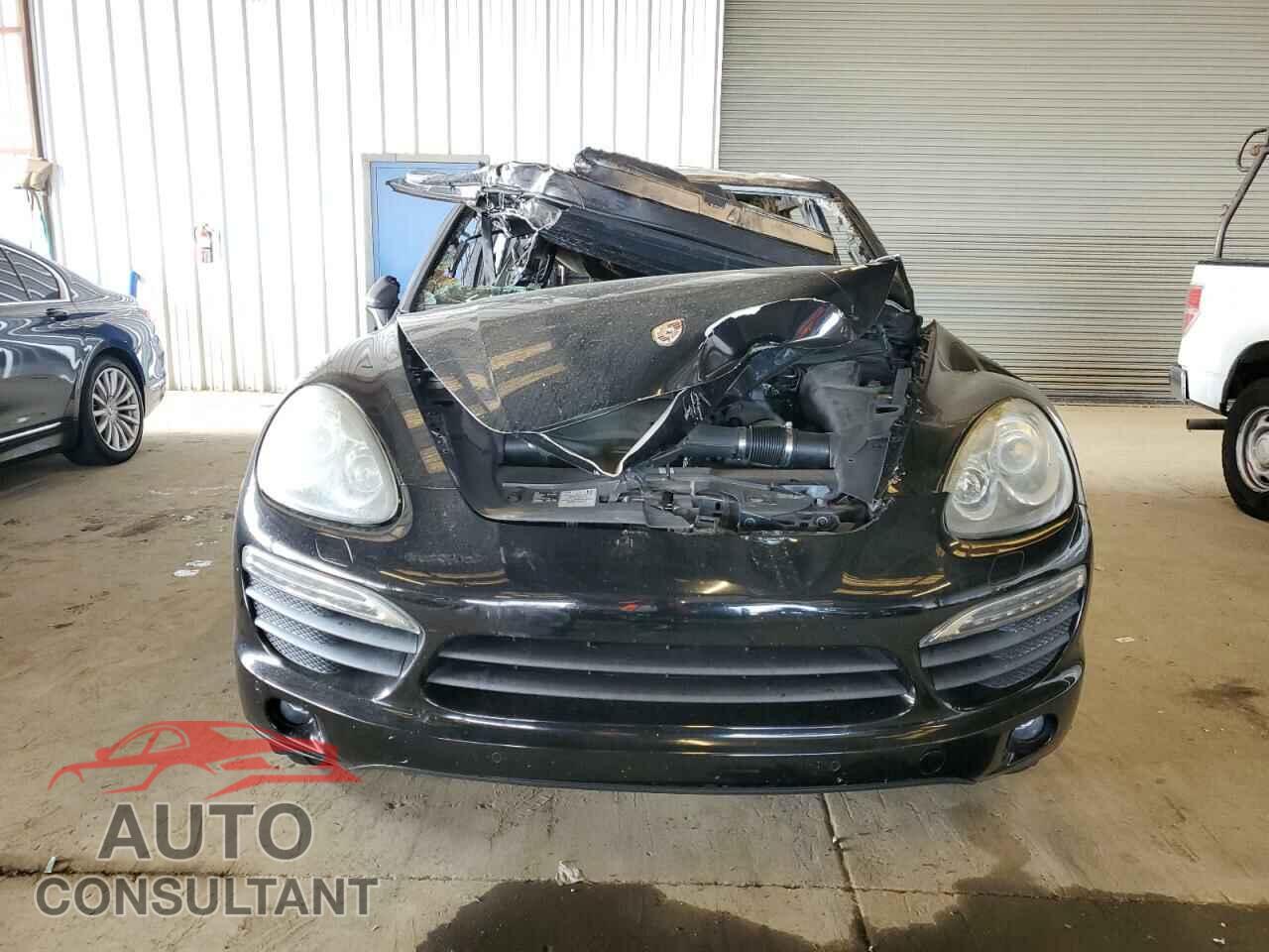 PORSCHE CAYENNE 2011 - WP1AB2A29BLA43200