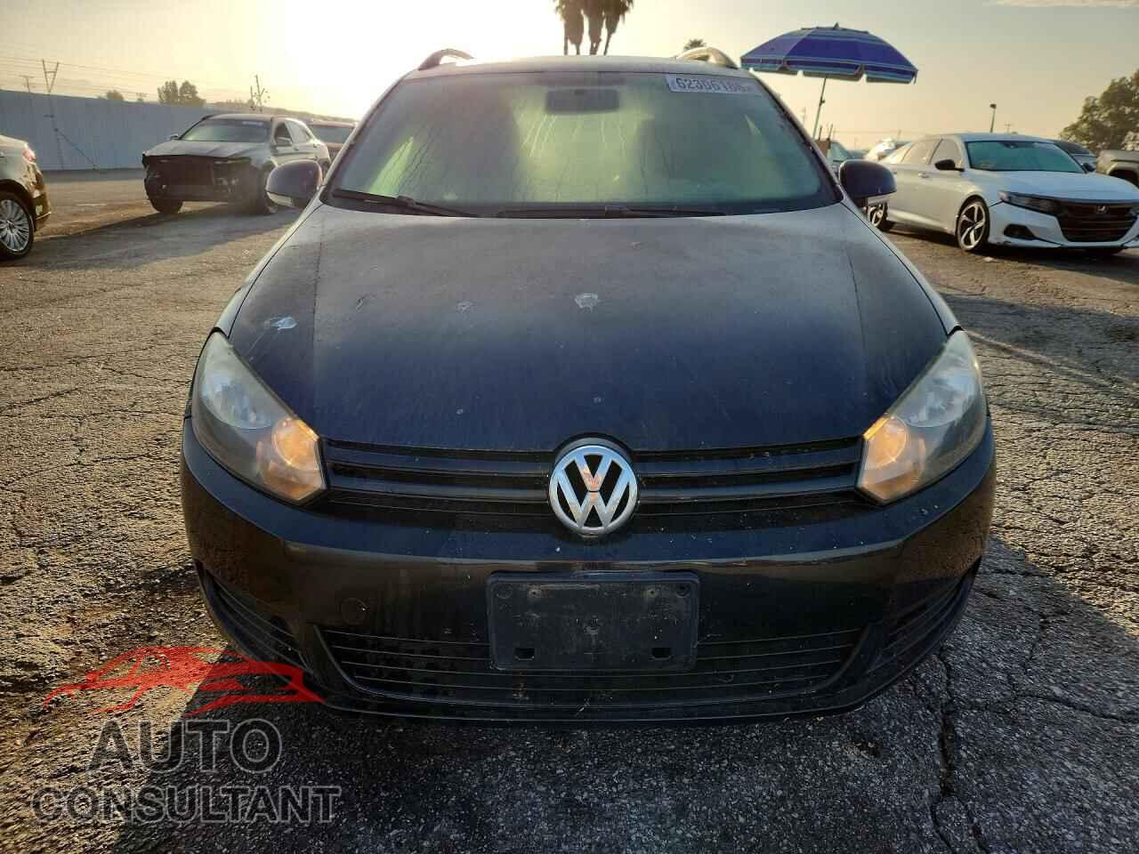 VOLKSWAGEN JETTA 2010 - 3VWPZ7AJ4AM652832