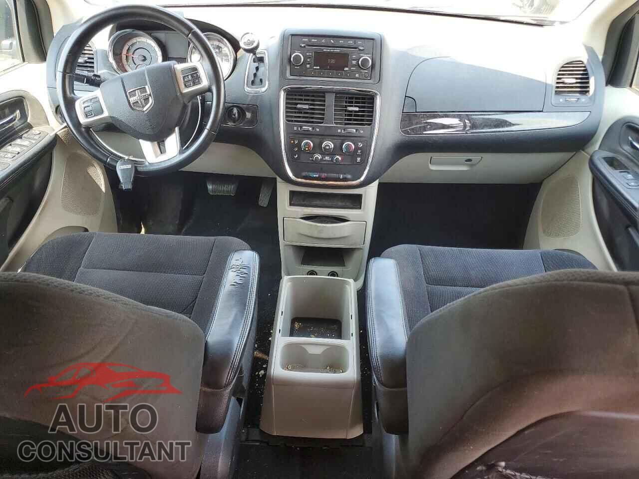 DODGE CARAVAN 2015 - 2C4RDGBG2FR517698