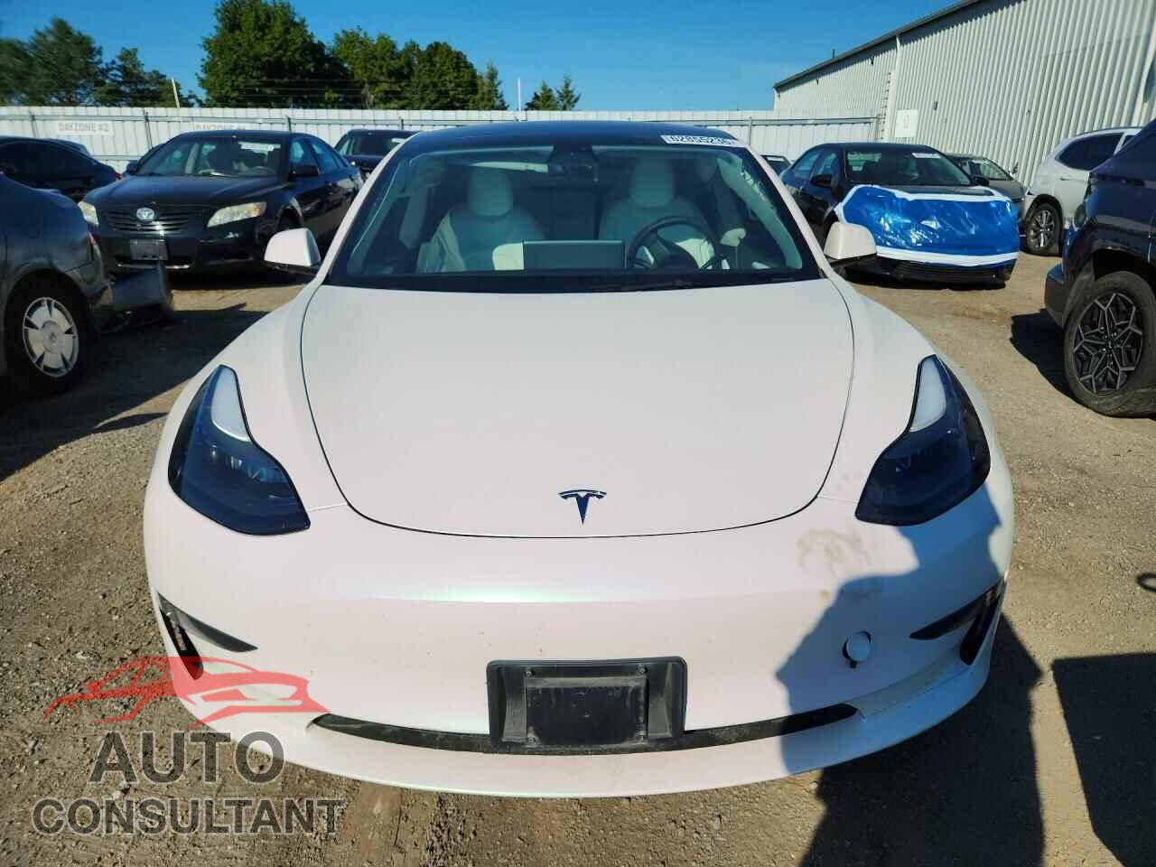 TESLA MODEL 3 2023 - 5YJ3E1EA8PF558311