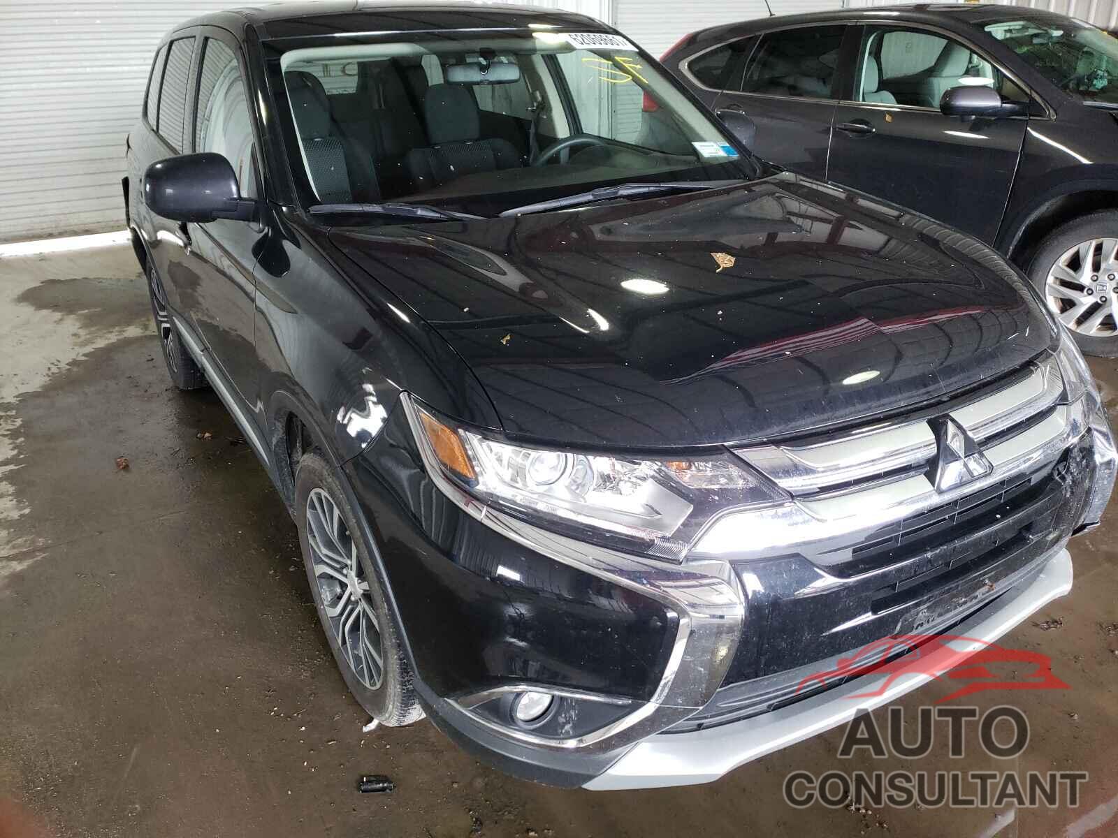MITSUBISHI OUTLANDER 2018 - JA4AZ3A33JJ004697