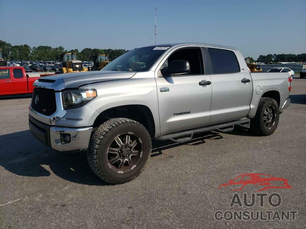 TOYOTA TUNDRA 2016 - 5TFEW5F18GX195154