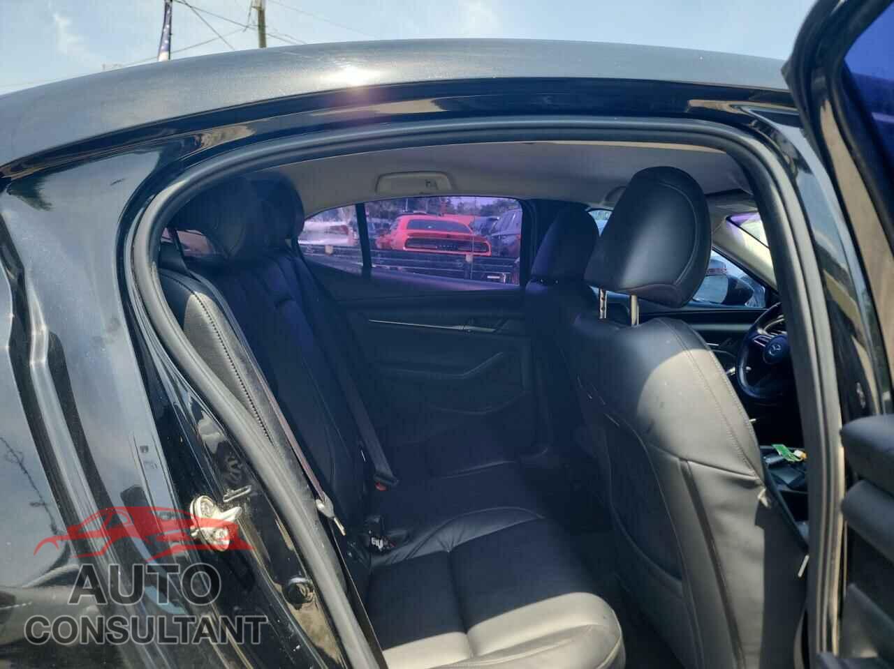 MAZDA 3 2021 - JM1BPABL0M1330190