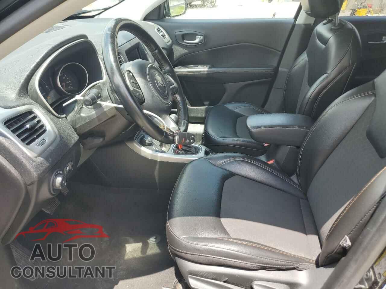 JEEP COMPASS 2020 - 3C4NJDBB1LT117179