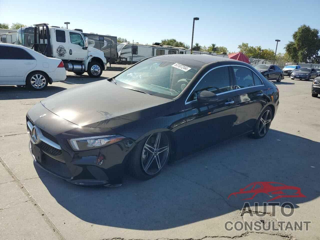 MERCEDES-BENZ A-CLASS 2019 - WDD3G4EB6KW025372