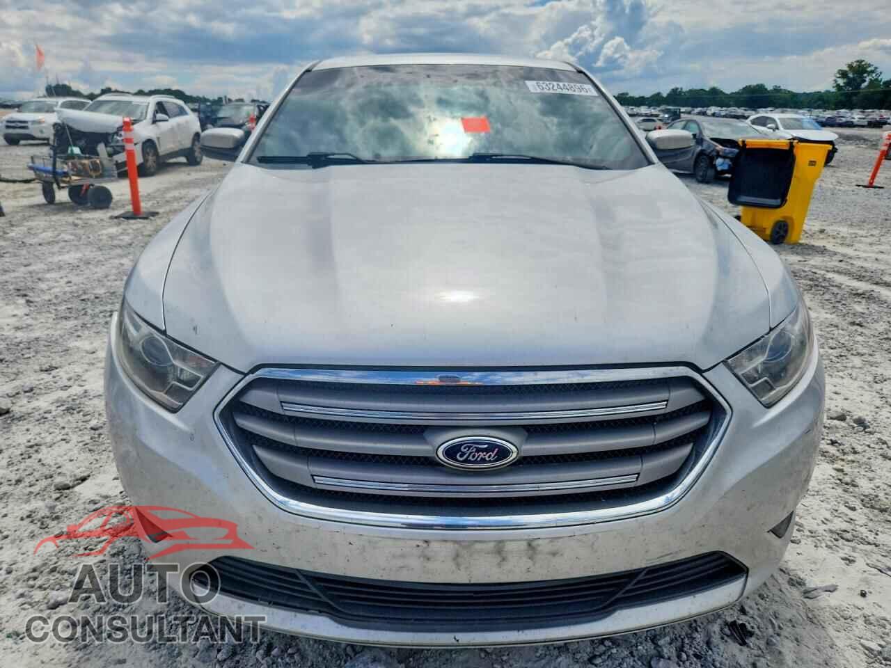 FORD TAURUS 2015 - 1FAHP2E87FG202073