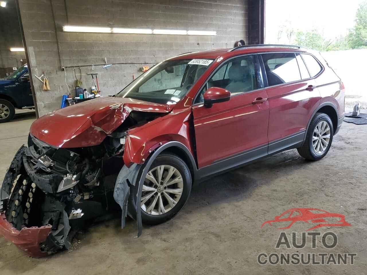 VOLKSWAGEN TIGUAN 2018 - 3VV0B7AX9JM111984
