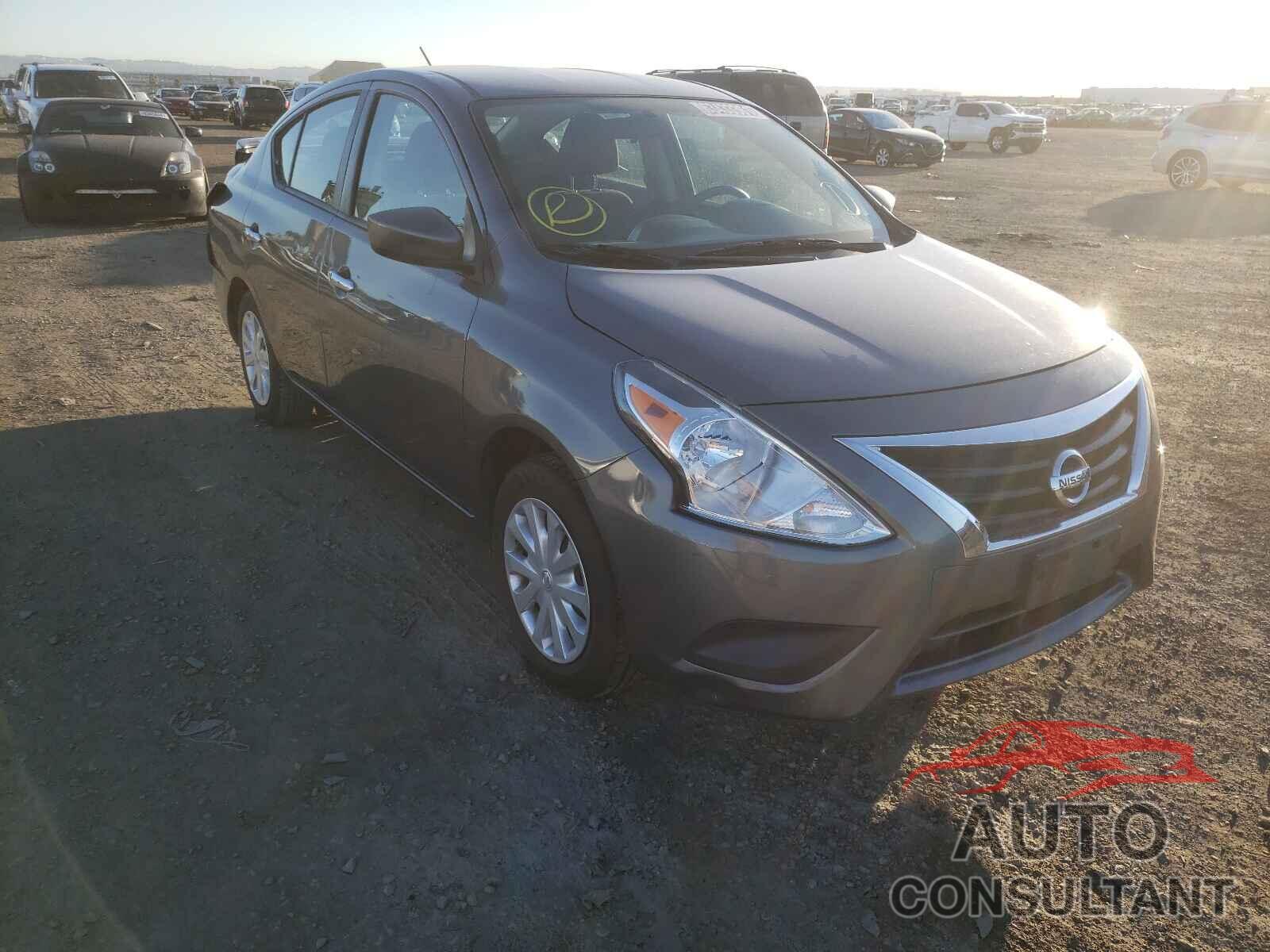 NISSAN VERSA 2019 - 3N1CN7AP3KL870594