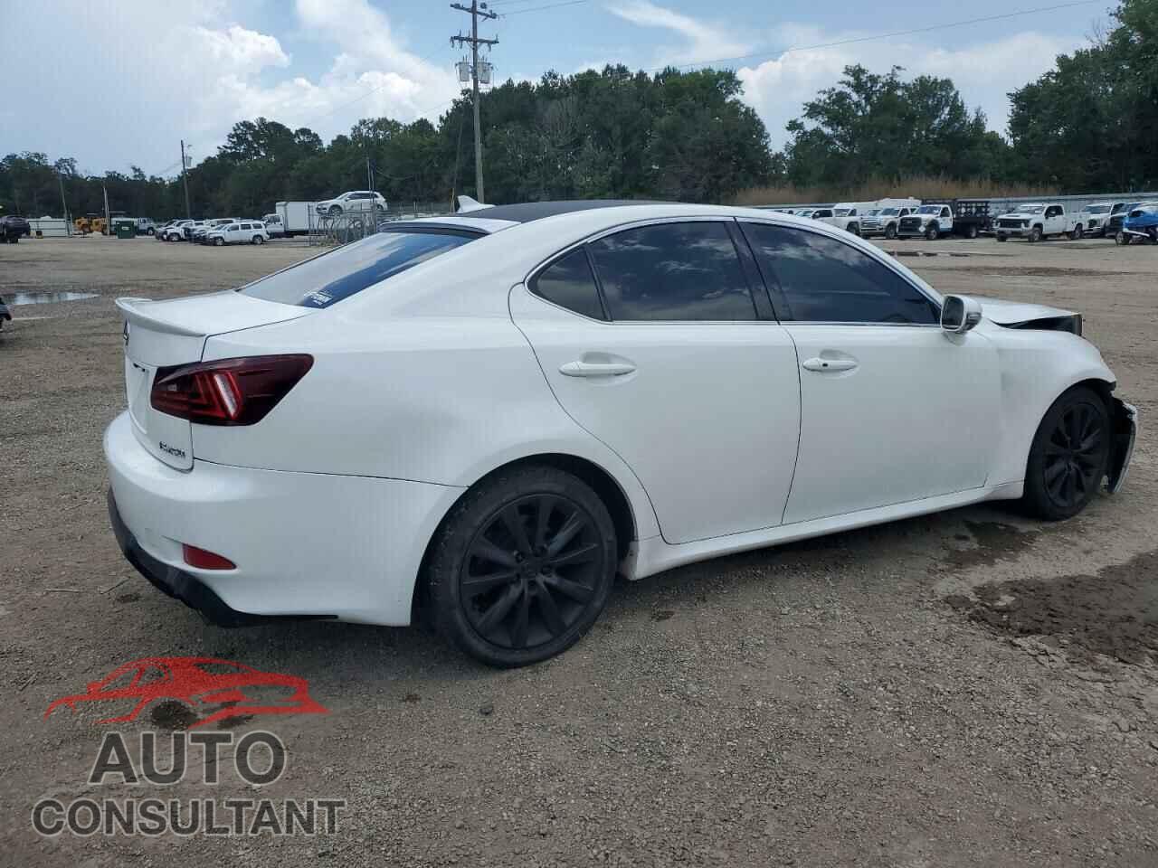 LEXUS IS 2011 - JTHBF5C20B5136540
