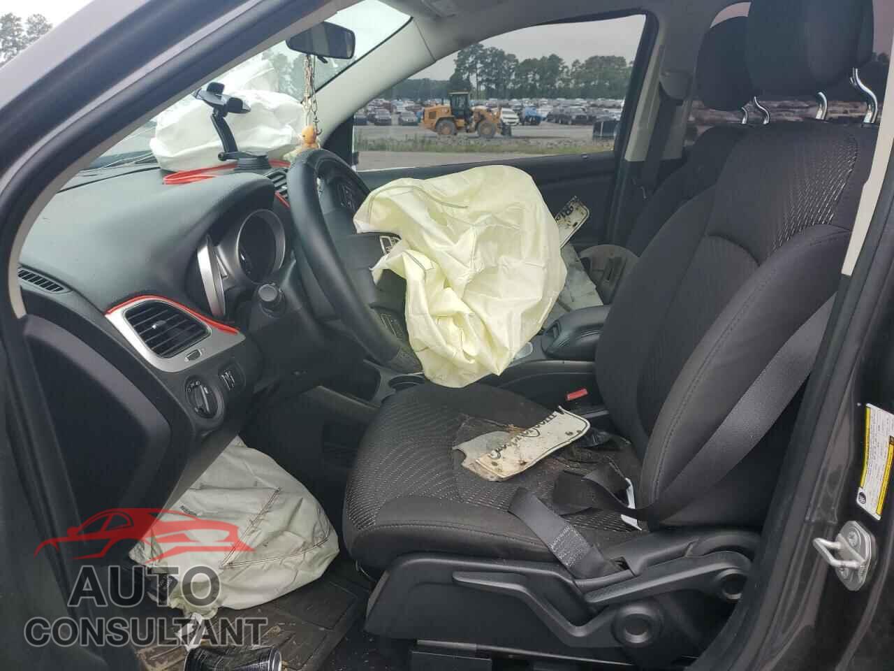 DODGE JOURNEY 2015 - 3C4PDCAB5FT650121