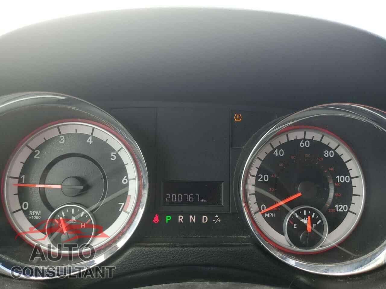 DODGE CARAVAN 2011 - 2D4RN3DG2BR626534