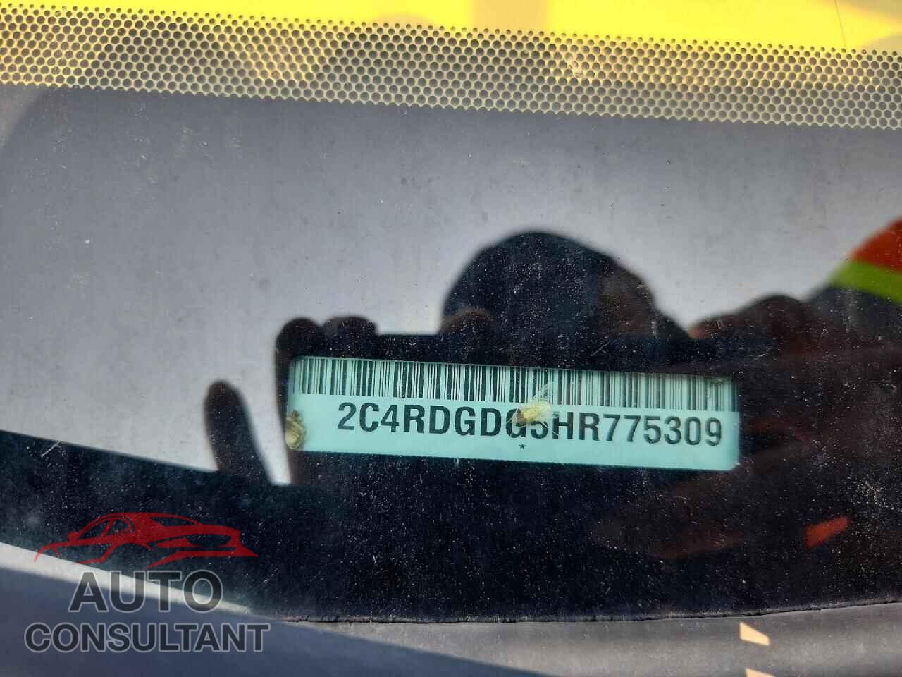 DODGE CARAVAN 2017 - 2C4RDGDG5HR775309