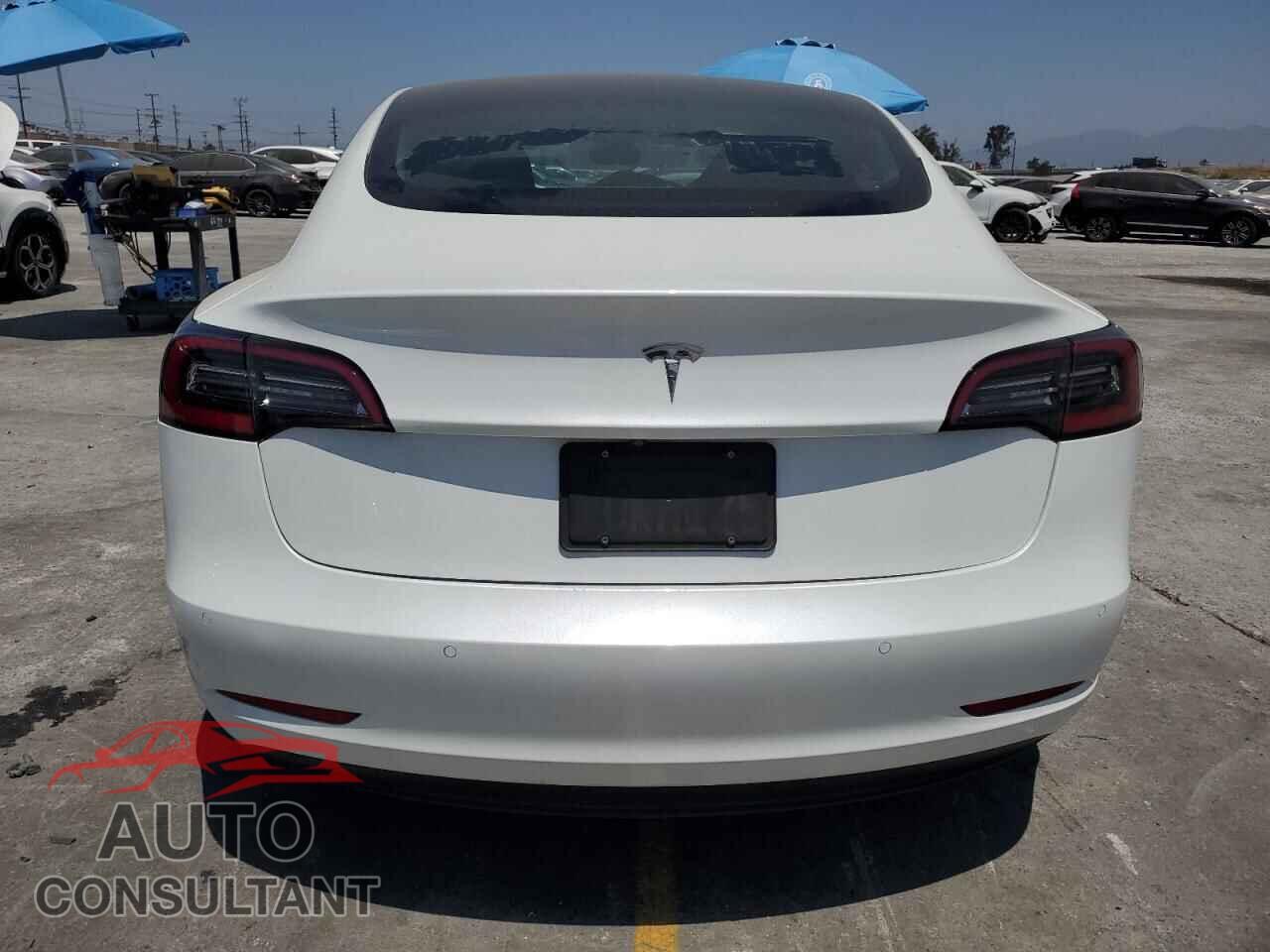 TESLA MODEL 3 2022 - 5YJ3E1EA3NF317849