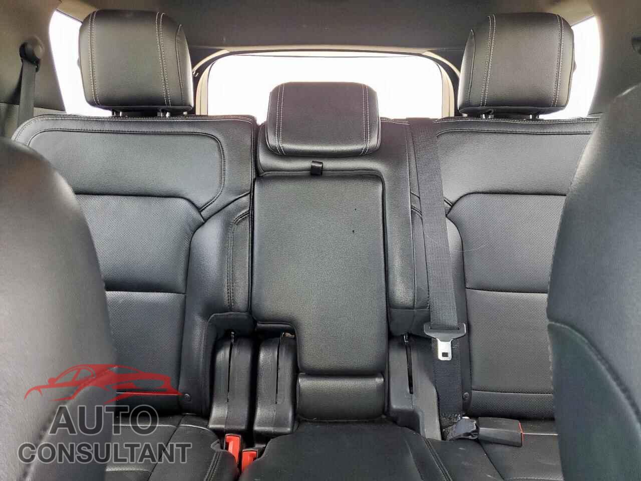 FORD EXPLORER 2016 - 1FM5K7F83GGB43091