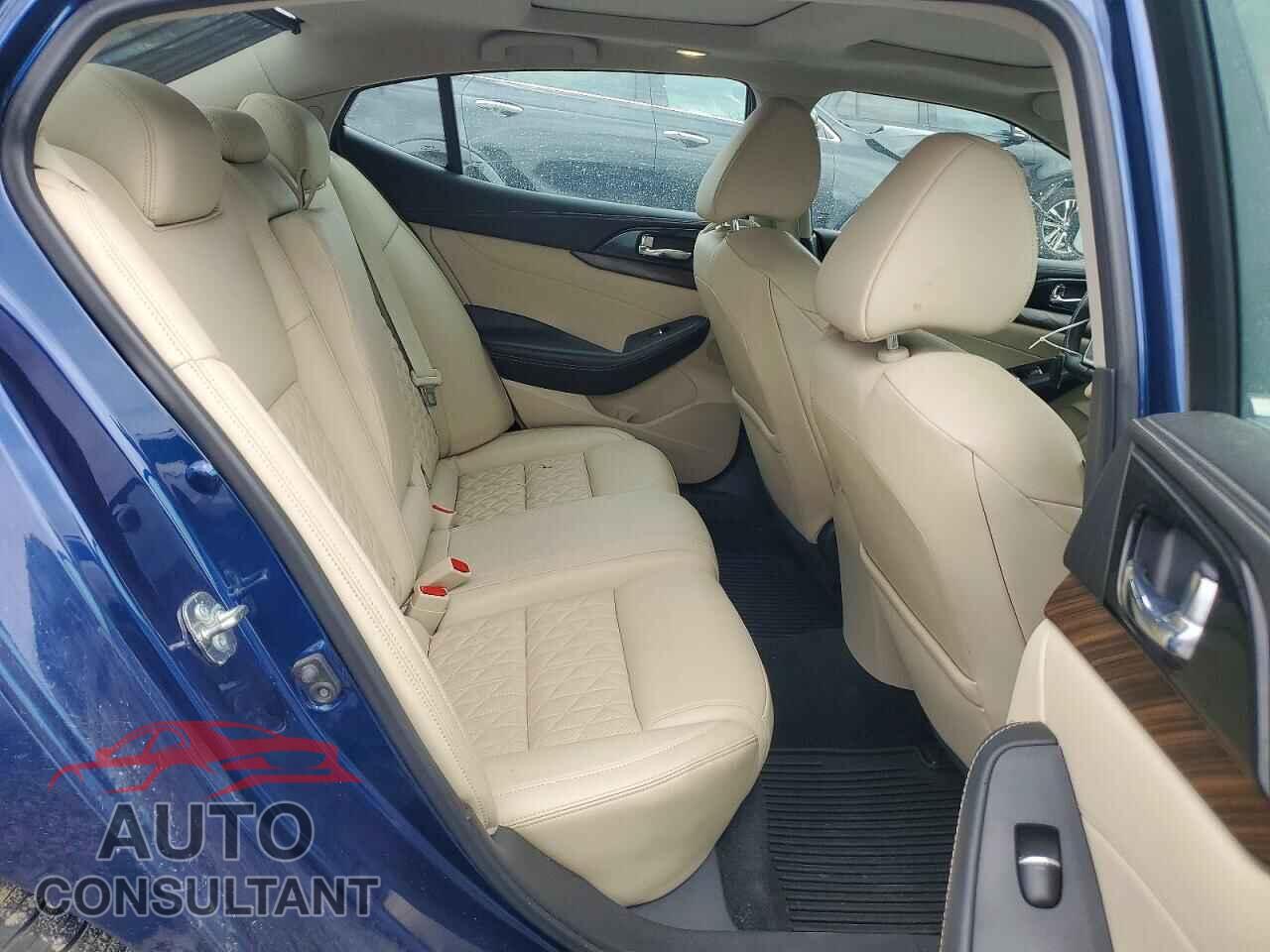 NISSAN MAXIMA 2017 - 1N4AA6AP3HC405477