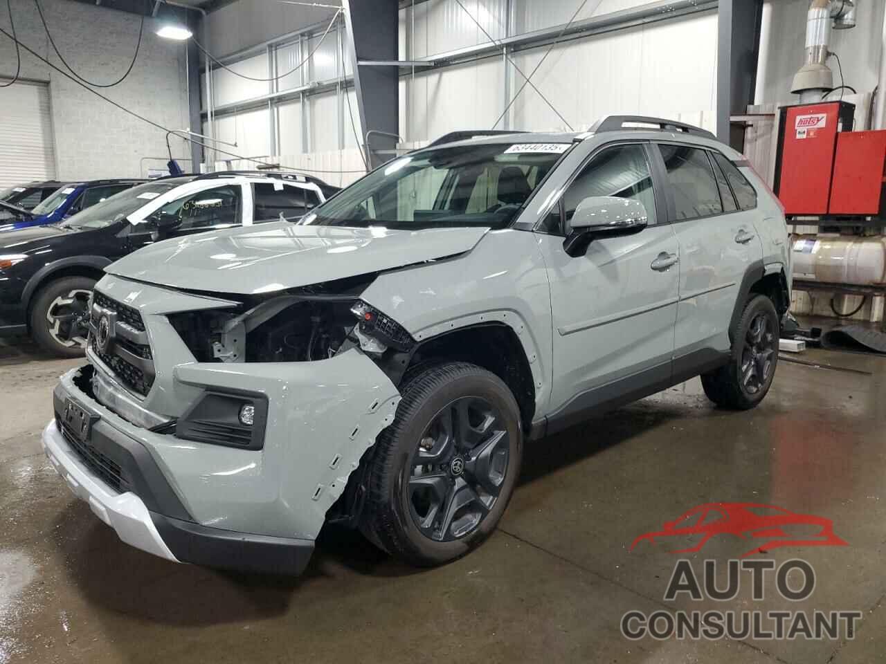 TOYOTA RAV4 2023 - 2T3J1RFV8PW401164