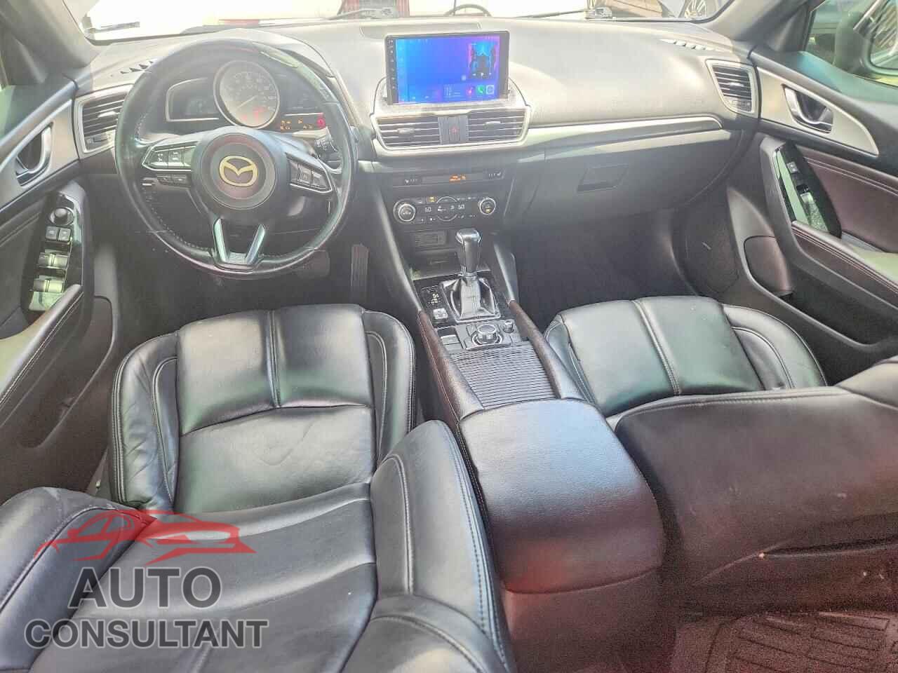 MAZDA 3 2017 - 3MZBN1V74HM123182