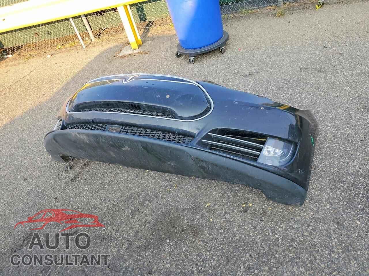 TESLA MODEL S 2015 - 5YJSA1E25FF108842