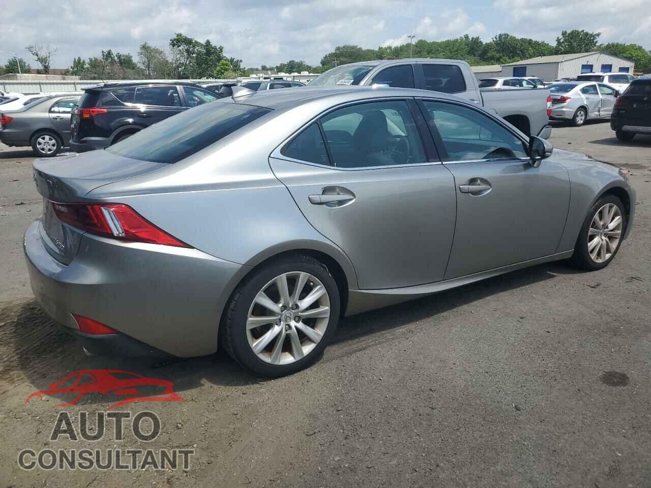LEXUS IS 2015 - JTHCF1D29F5023008