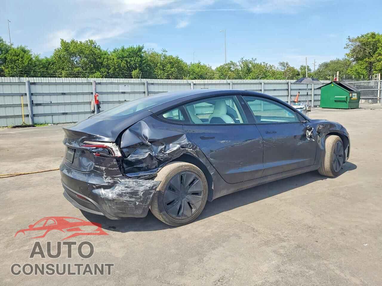 TESLA MODEL 3 2025 - 5YJ3E1EA2SF942738