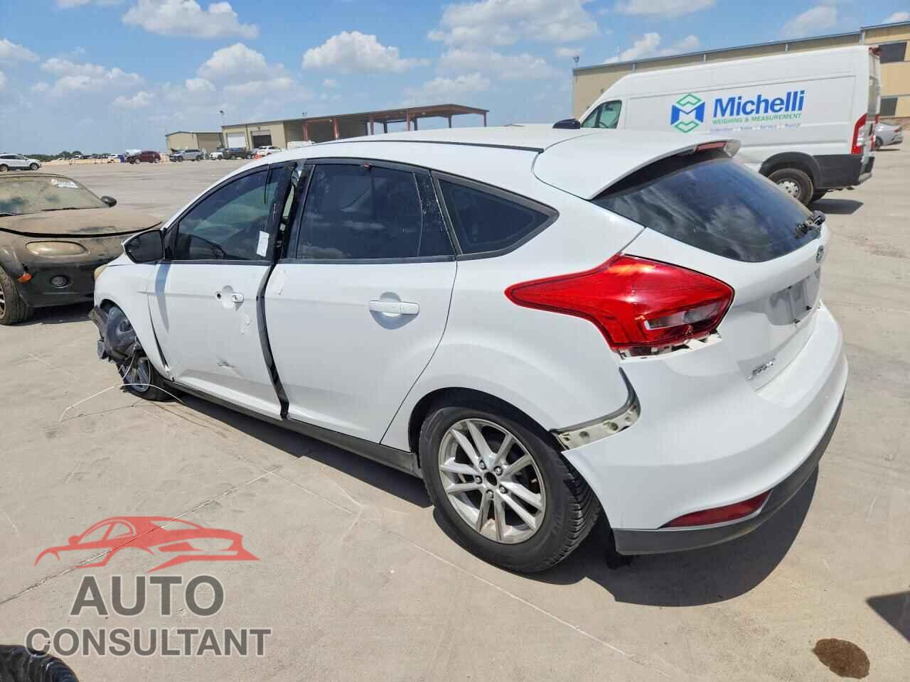 FORD FOCUS 2015 - 1FADP3K24FL262890