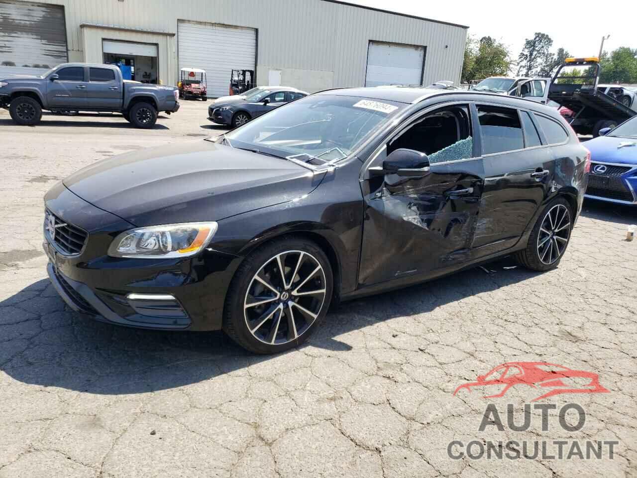 VOLVO V60 2018 - YV140MELXJ2385465